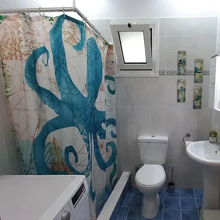 Entire Serene Private House Close To The Port *